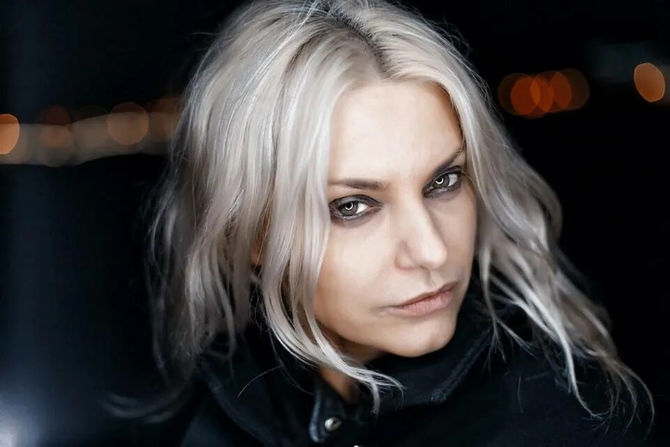 Татьяна ларина экстрасенс битва экстрасенсов. Татьяна ларина экстрасенс фото. Татьяна дарина битва экстрасенсов. Татьяны лариной. Питерская ведьма татьяна ларина.