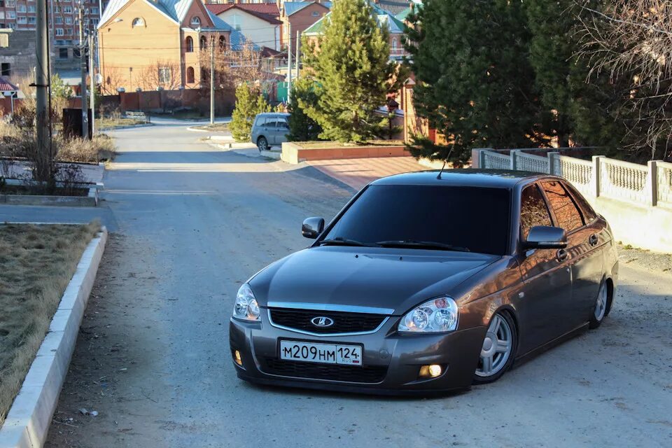 124 на приору. Приора 124. 124 мотор ваз 2110. Приора с 124 мотором 2011. Приора 2 белое облако.