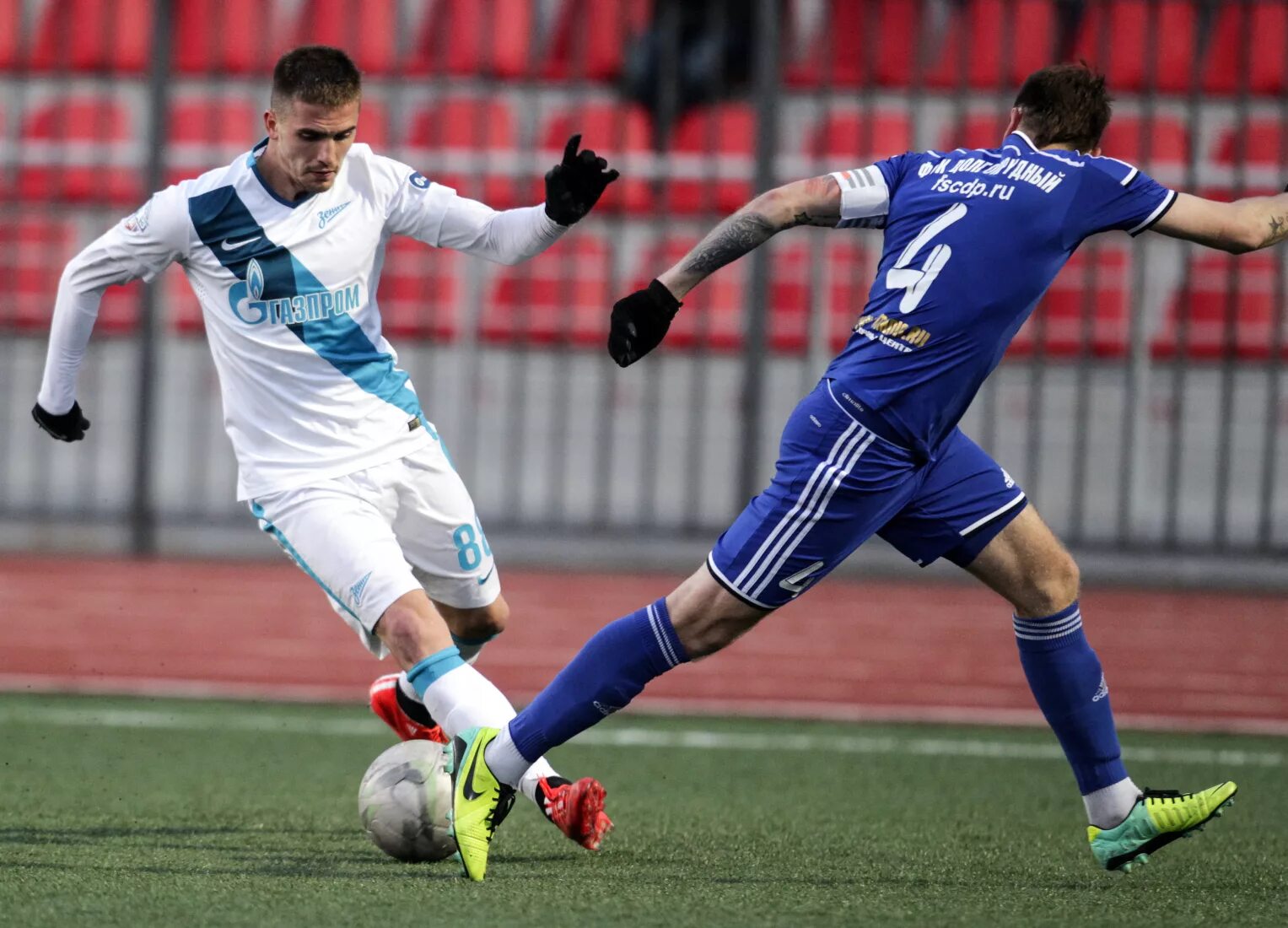 команда динамо владивосток. футбольная национальная лига. футбол второго дивизиона. уфа футбол свежий. пфл.