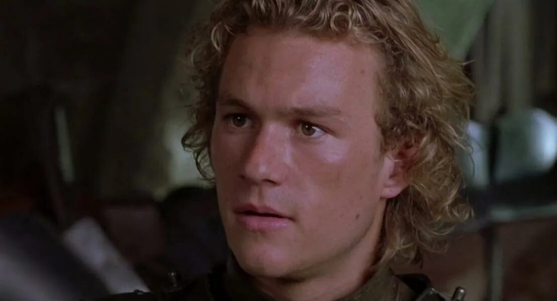 Хит леджер рыцарь. Пол беттани история рыцаря. Рыцарь 2001. История рыцаря 2001. Хит леджер.