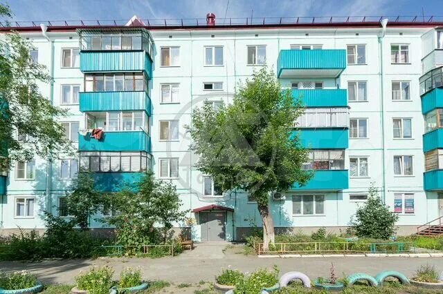 Заозерное купить жилье. Купить квартиру в Бердянске по улице Химиков 6.