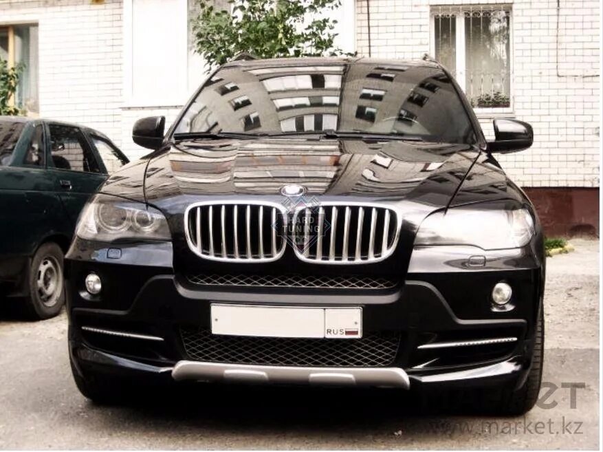 Х5 е70 дорестайлинг. Аэродинамический обвес BMW x5 e70. BMW x5 e70 обвес. Обвес БМВ е70. BMW x5 e70 дорестайл.