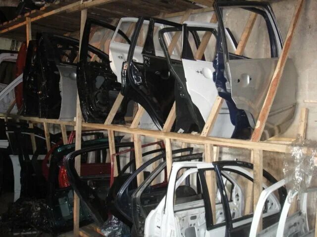 уссурийск , авторазборки. иномарка 34 волгоград. авторазборка волжский. Vw t4 задняя четверть. горького 39 волжский.