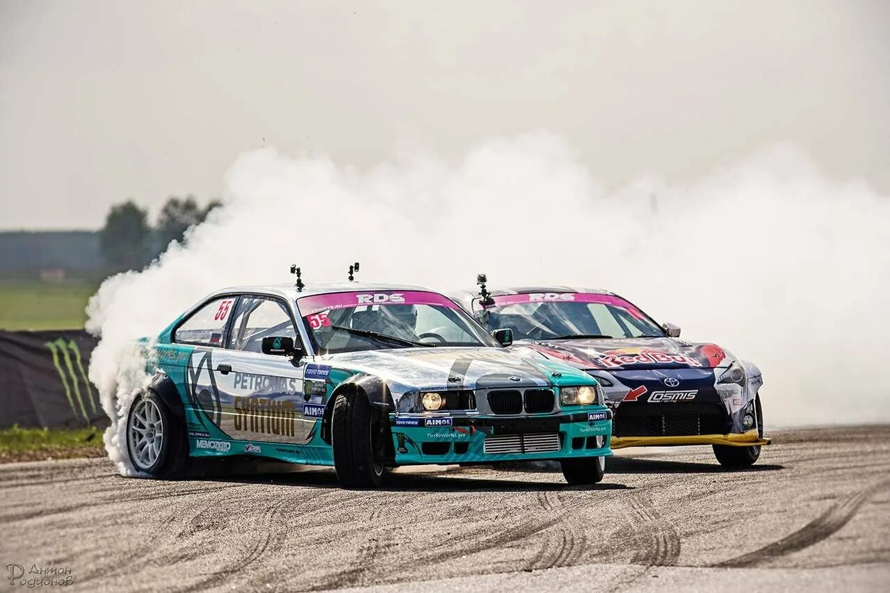 Как выглядит дрифт. Bmw e36 drift. bmw 3 e36 дрифт. bmw e36 rds. e36 дрифт rds.