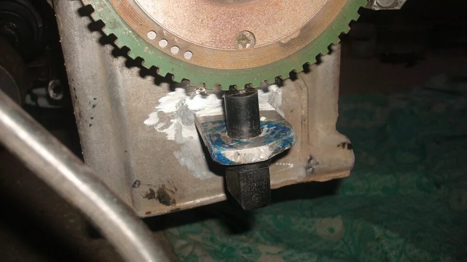 Проблема с датчиком коленвала. Дпкв 1 gr. шкив коленвала zetec 2.0. шестерня датчика коленвала g4na. 96437909 шестерня датчика коленвала.