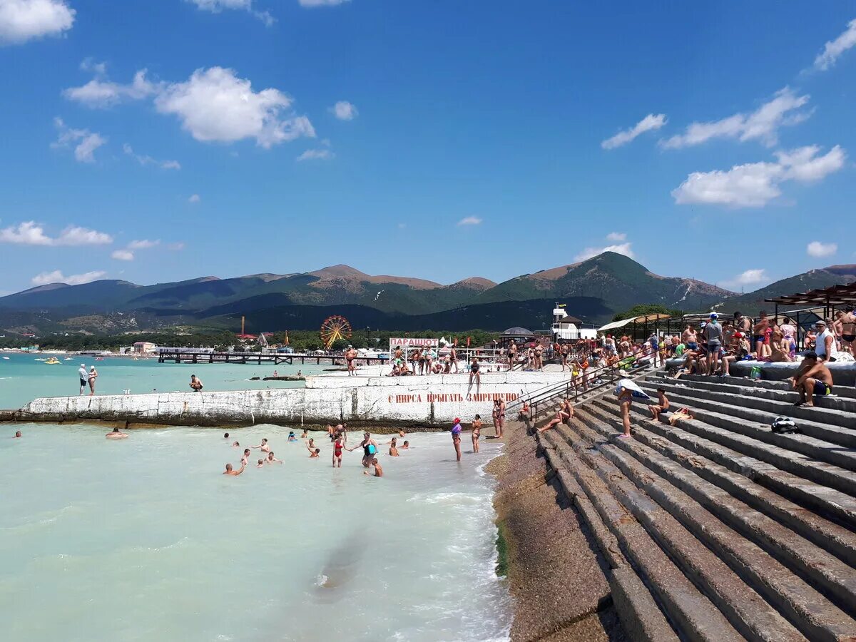 Село кабардинка. Село Кабардинка Геленджик. Посёлок Кабардинка Краснодарский край. Кабардинка Курортный поселок. Кабардинка набережная.