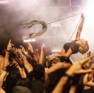 Lady gaga perfect illusion
