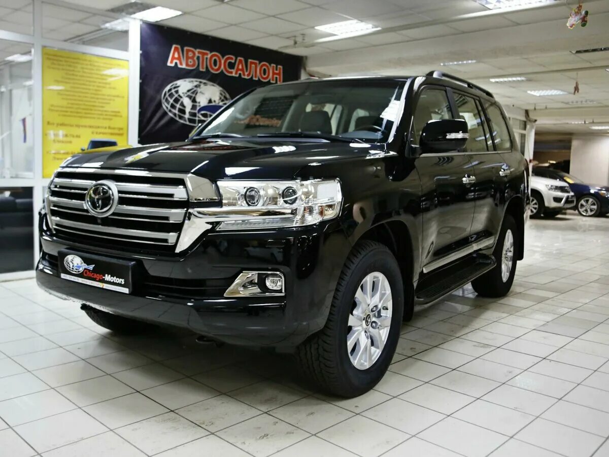 Ленд крузер 200 выпуск 2015. Toyota land cruiser 200 2015. тойота ленд крузер 200 2015 черный. land cruiser 200 2015 рестайлинг. toyota land cruiser 2015 рестайлинг черный.
