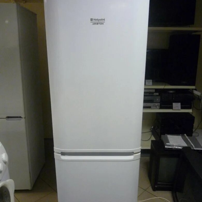 Ariston rmba. Холодильник Hotpoint Ariston RMBA 2185. Холодильник Хотпоинт Аристон rmba2185.l.019. RMBA 2185.L.019 Аристон. Hotpoint-Ariston RMBA 2185.L.019.