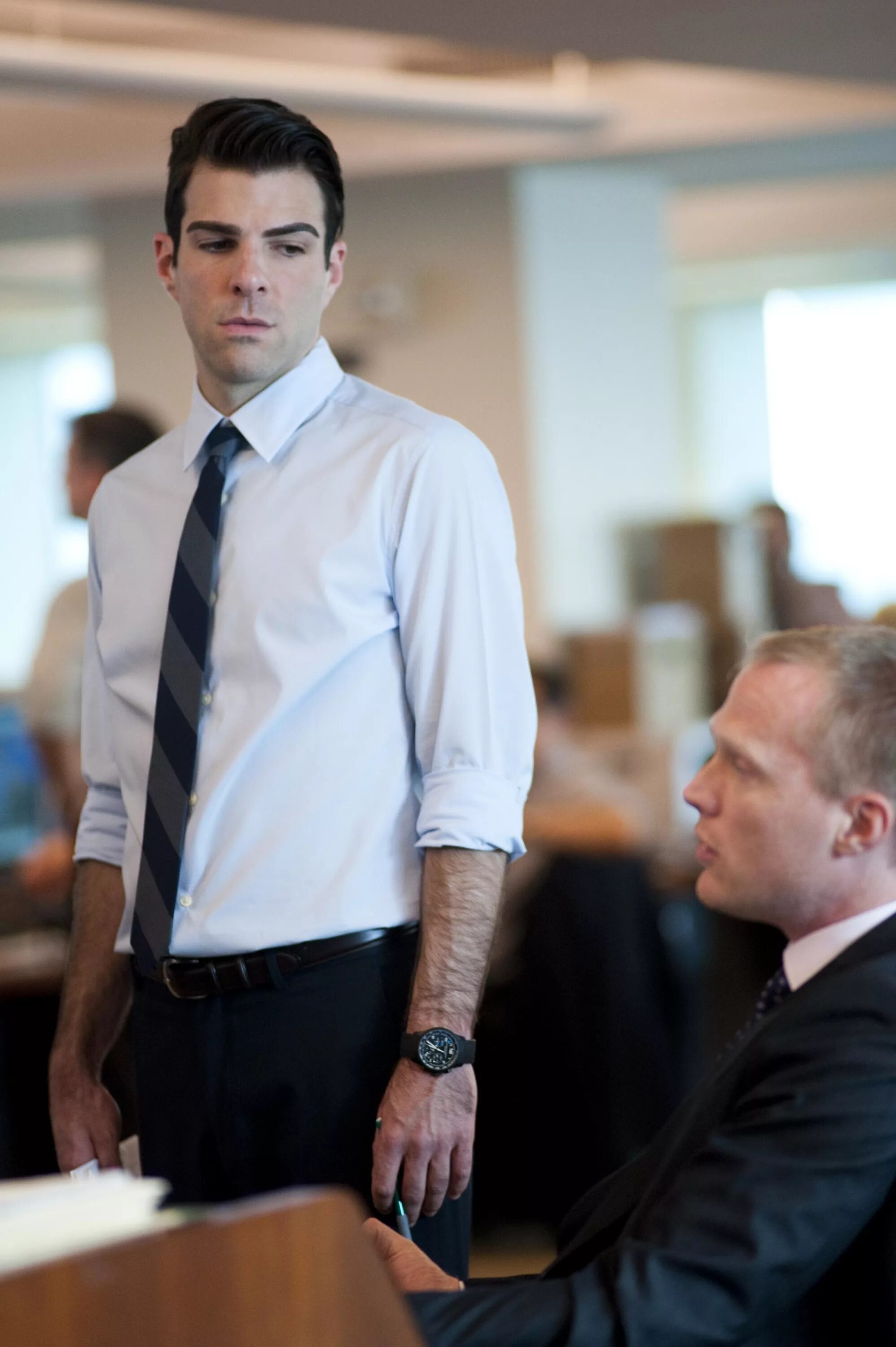 Стэнли туччи предел риска. Paul bettany margin call. Актер рисков. Фильм предел риска киного. Предел риска 2011.