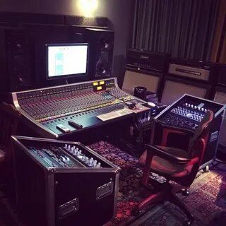 Mix room