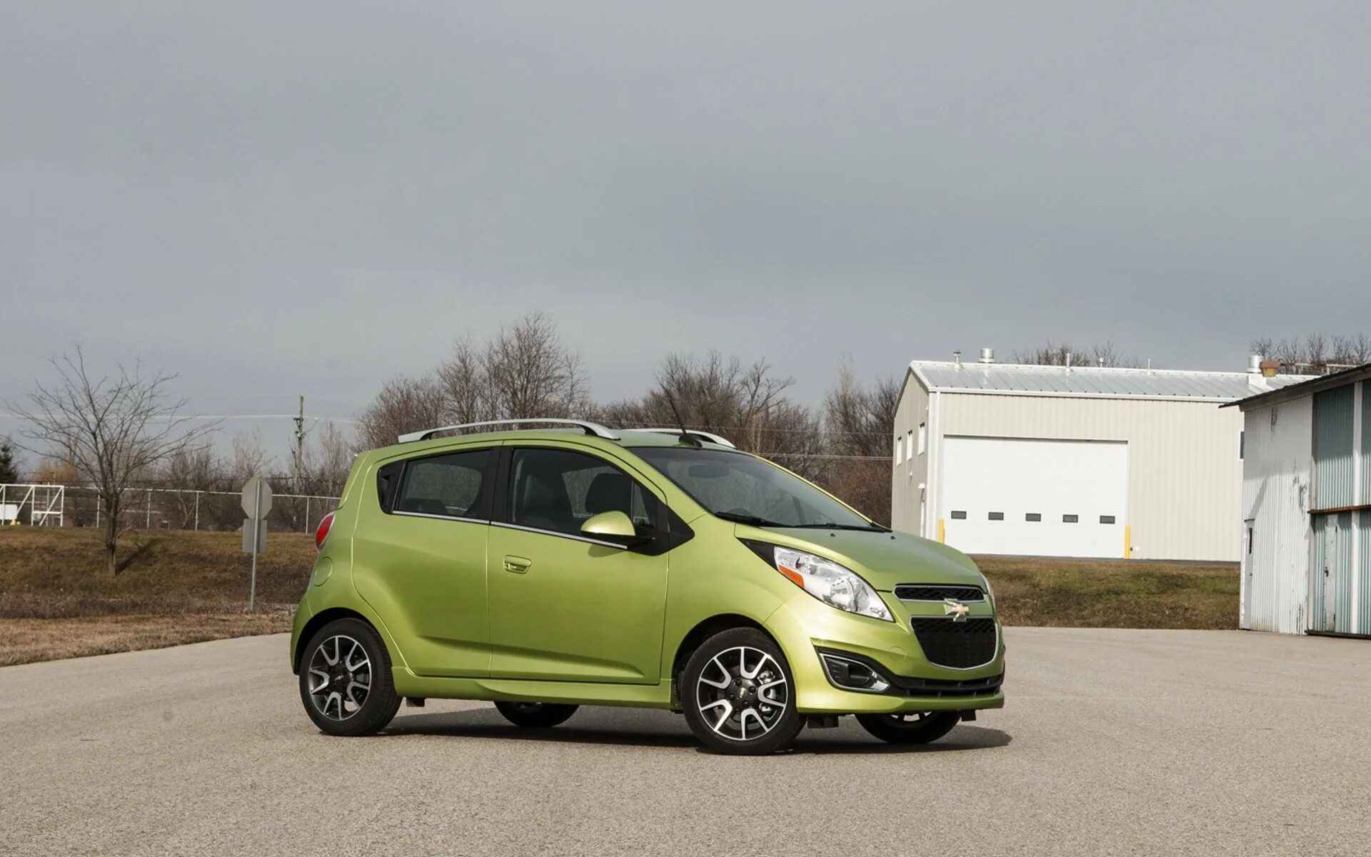 Установить spark. Шевроле спарк 2. chevrolet spark 2013. тойота спарк. chevrolet spark wallpaper.