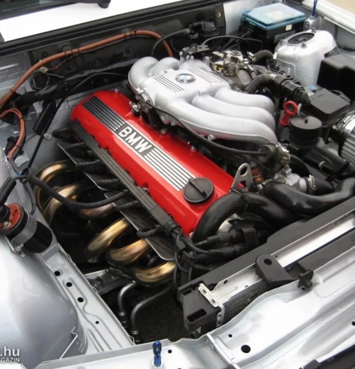 E 20 25