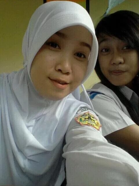 Jilbab smk. Bokepdo indonesia. bokepsmk. smp jilbab toge. sepongan.