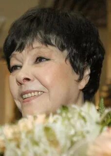 Б ахмадулина биография