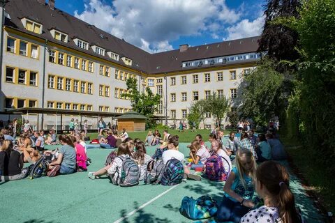 Schule des