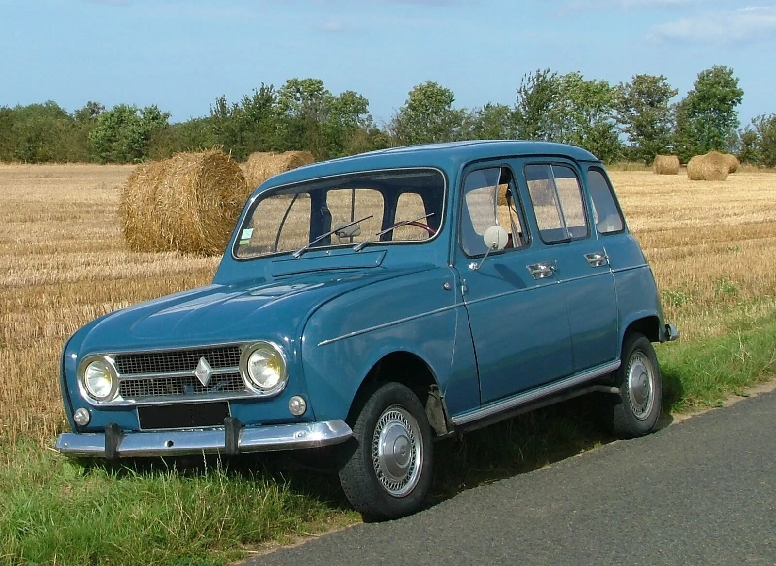 Renault 4l. Renault 4. Renault 4 1984. Рено 4л.