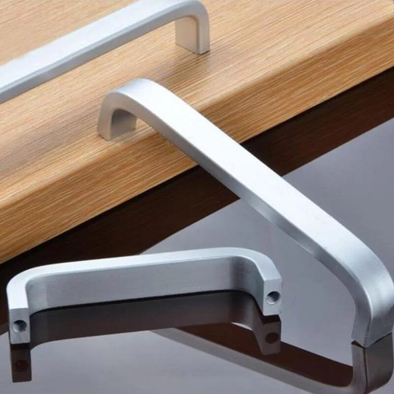 Handle c