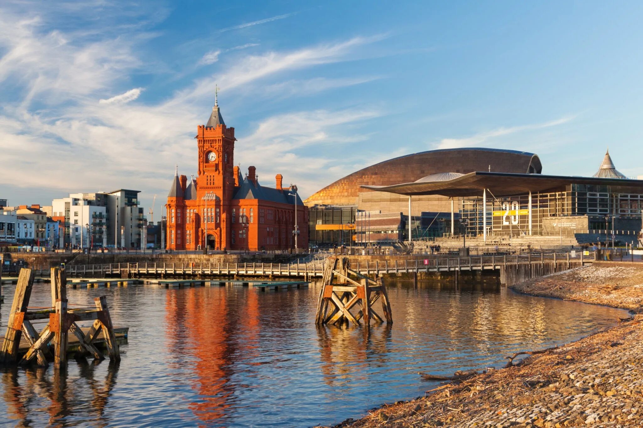 5 the capital of wales is. What is the capital of wales?. 5 the capital of wales is. Столица wales на английском языке. Кардифф уэльс великобритания.