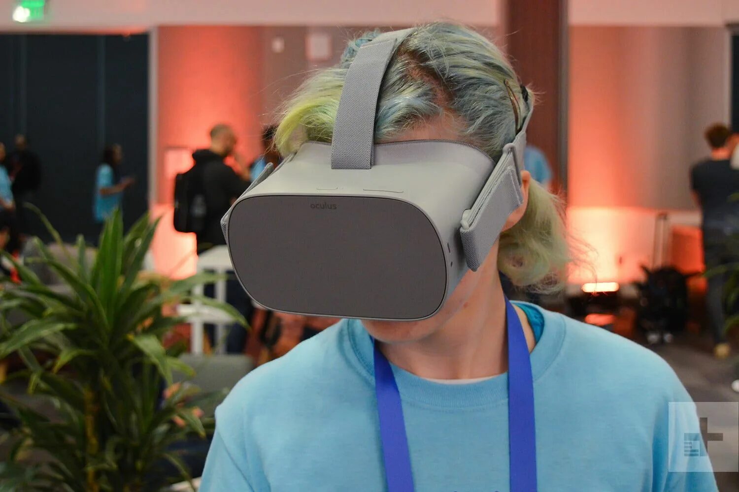 Бабуля имитатор. Симулятор бабки гренни. Симулятор бабушки и внука. Гренни 2 третий этаж. Бабуля имитатор.