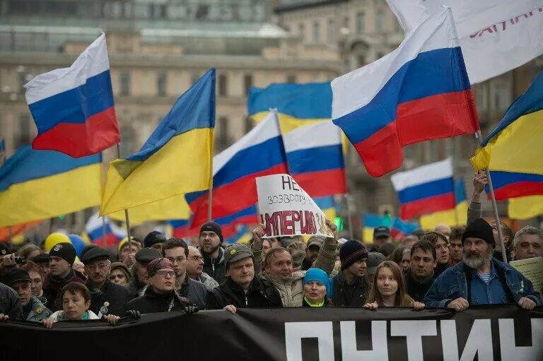 Россия украина сегодня. Россия против Украины. Украинцы против России. Против войны с Украиной.
