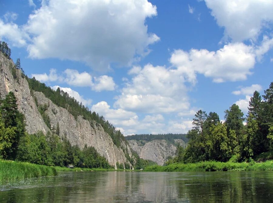 White river. Река белая Башкирия сплав. Сплав по реке белая Башкирия. Сплав в Уфе по реке белой. Река белая Агидель Башкирия туристам.