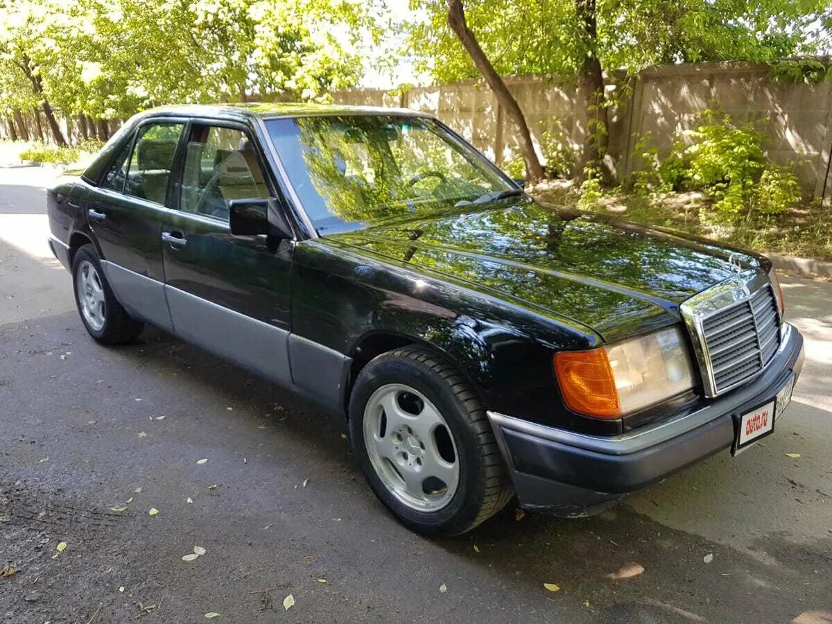 Купить мерседес без пробега. Mercedes-Benz w124. Мерседес 124 1990. W124 1984. Мерседес 124 год выпуска.