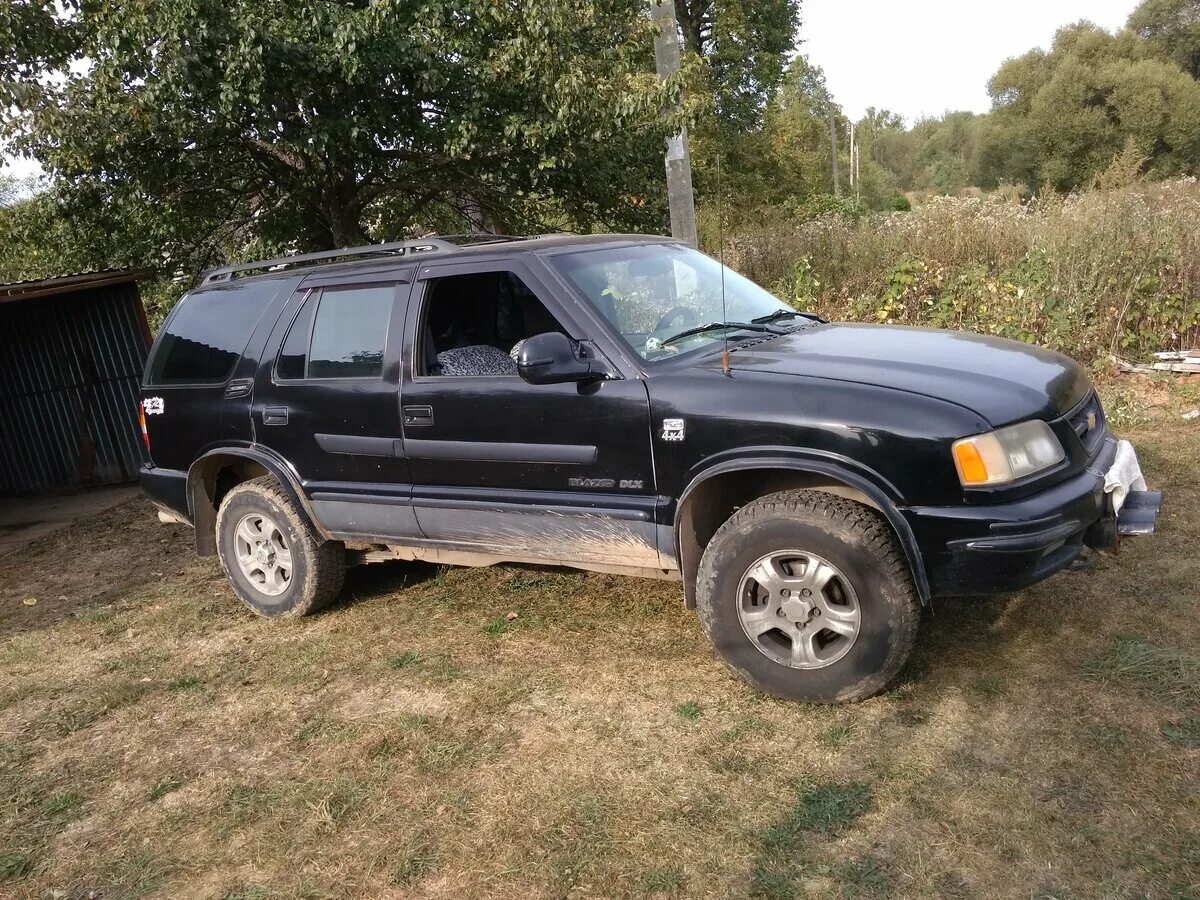 Купить шевроле тула область. Chevrolet Blazer 4.3 at, 1998. Chevrolet Blazer 1998 4.3. Chevrolet Blazer 1998. Шевроле блейзер 1998 Рестайлинг.