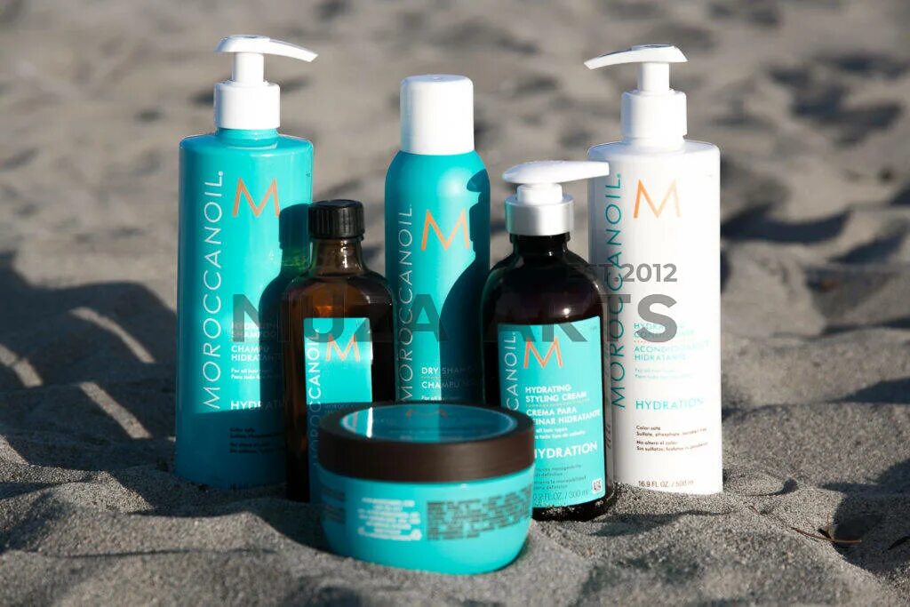 Moroccanoil. Мороканойл косметика. Moroccanoil hair. Moroccanoil Coral палитра. Косметика для волос рядом