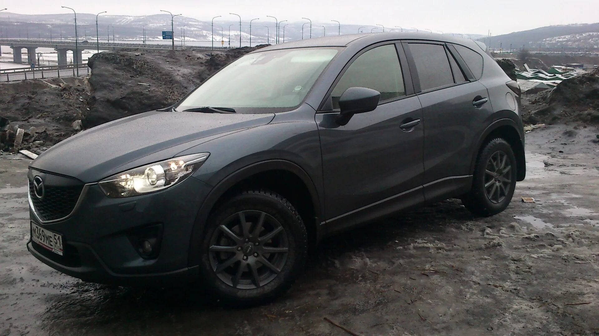 Мазда сх5 r19. Meteor Grey Mazda CX 5. Мазда СХ-5 1 поколение r19. Mazda CX 5 графит. Mazda cx5 матовая.