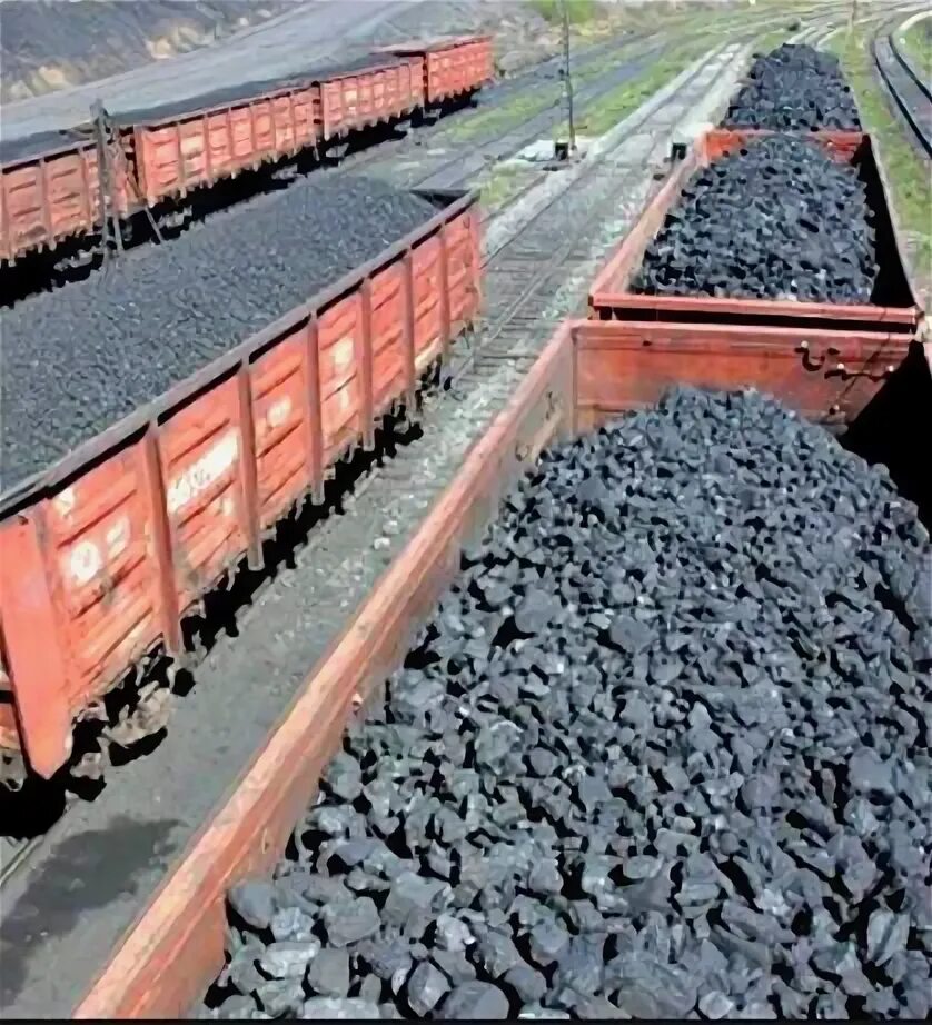 Полувагон с углем. ЖД полувагон уголь. Угольный склад. Каменный уголь в полувагонах. Уголь в вагоне