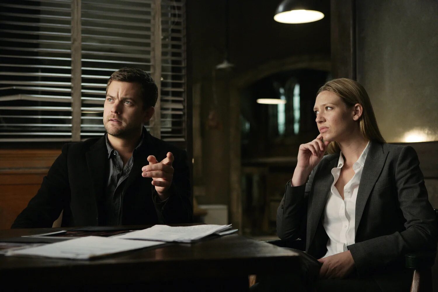 должно быть грань. меган маркл fringe. должно быть грань. Amy jessup. есть тонкая грань.