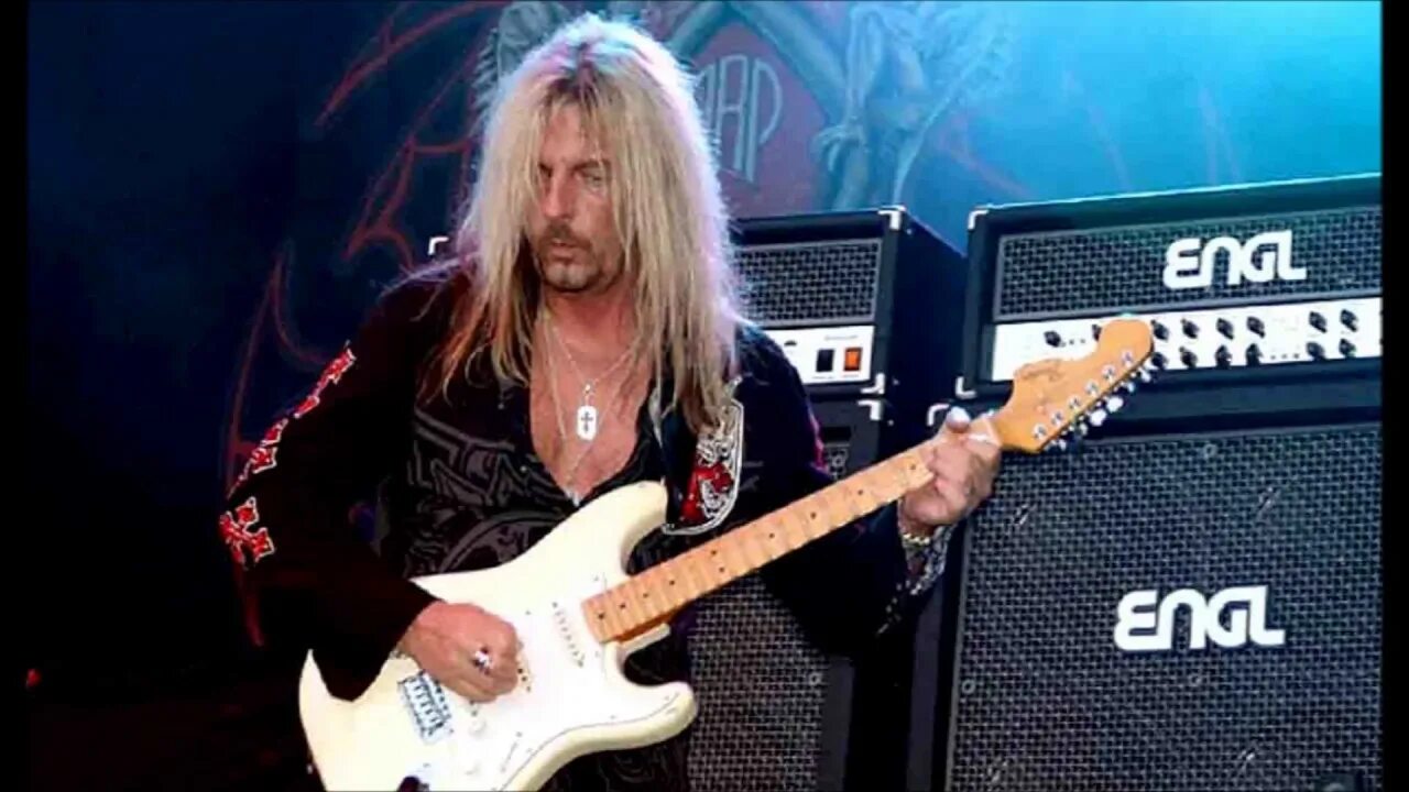Группа axel rudi. Аксель руди пелл. axel rudi pell группа. аксель руди пелл фото. axel rudi pell knights call 2018.