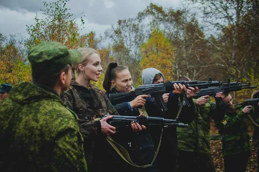 Военно-патриотическая игра Зарница 2.0. Зарница (игра). Военизированная игра Зарница. Военно-спортивная игра Зарница в СССР. Зарница организация игры