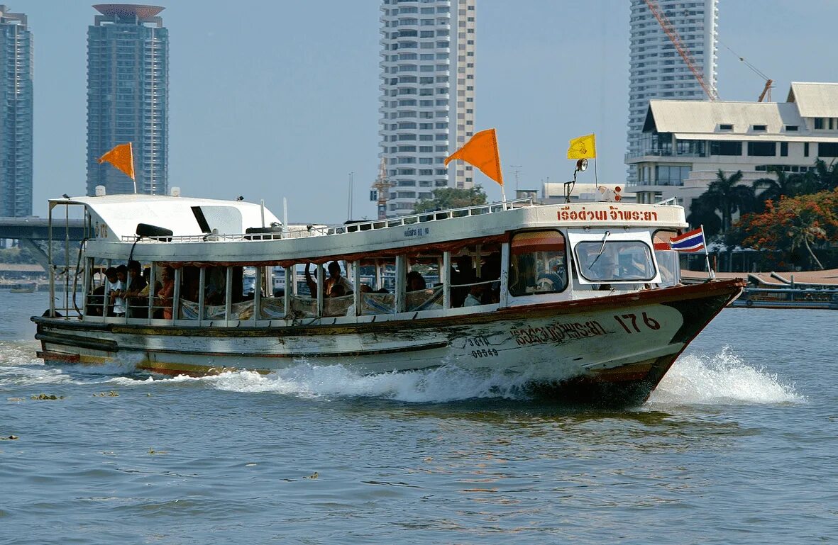 Boat Chao Phraya. Водный транспорт в Бангкоке. River Chao Phraya Bangkok. Экспресс лодка Бангкок. Лодки бангкока