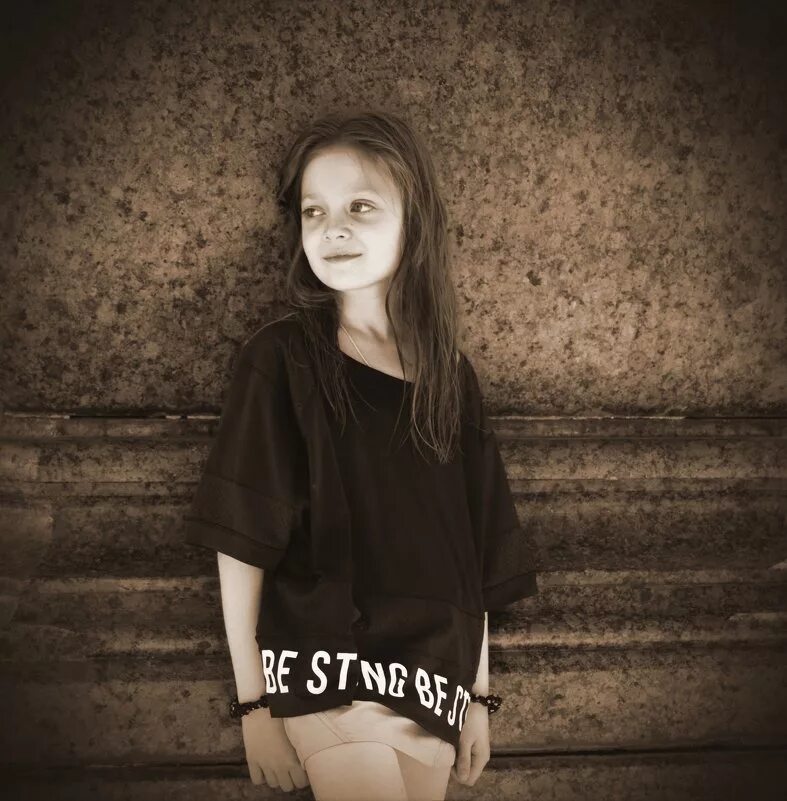 варвара семина. "варя гарницкая". девочка варя лисичанск. варя фото. варя власова самара.