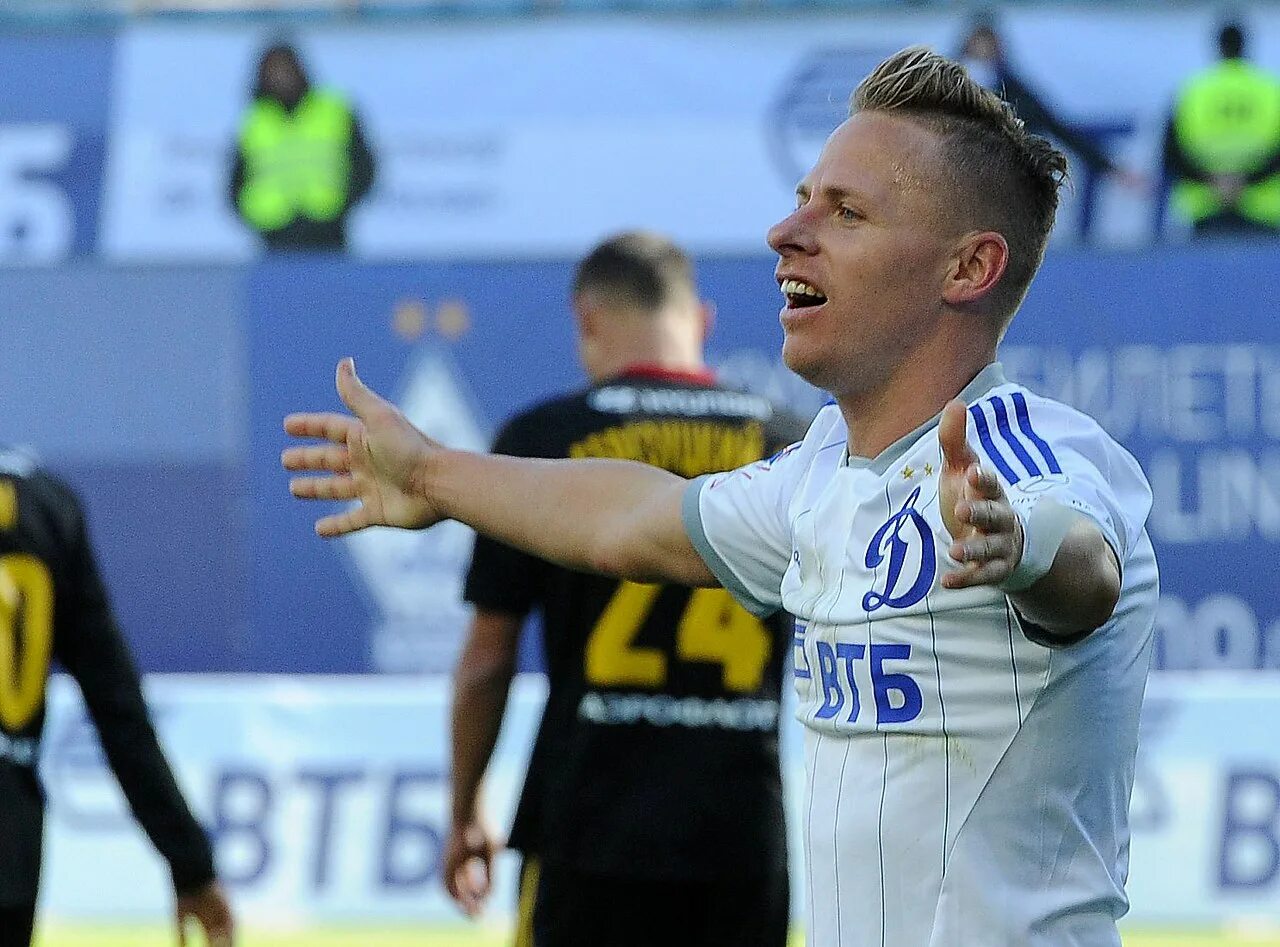 Джуджак футболист. Балаж джуджак анжи. Балаж. Балаж джуджак футболист. Балаж.