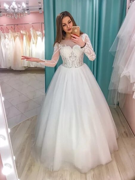 свадебное платье б/у - купить в Россоши, цена 3 600 руб., продано 1 августа 2021