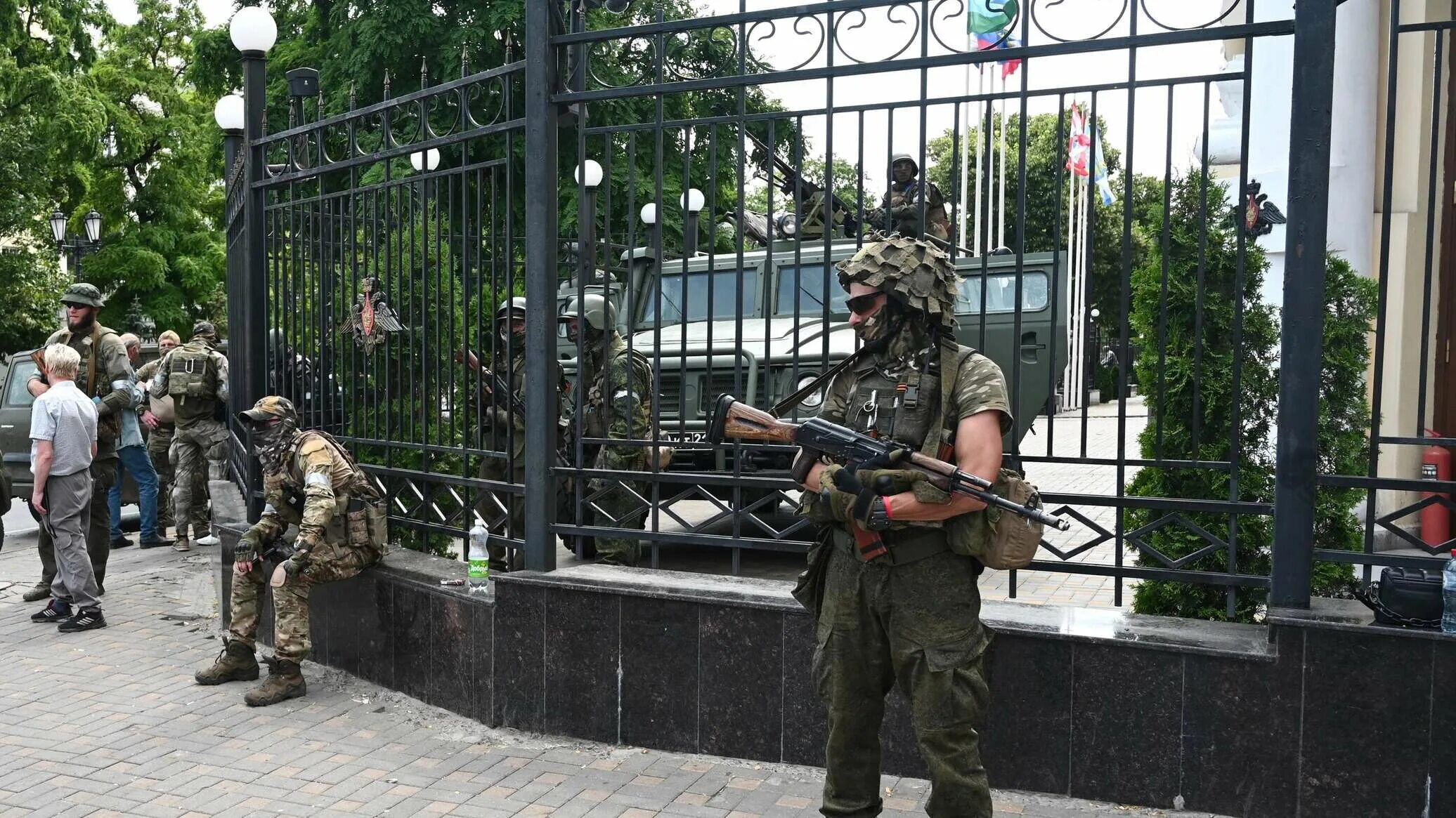 Чвк вагнера свердловская область. Реклама чвк вагнер. Чвк вагнера свердловская область. Бойцы лнр. Чвк вагнера свердловская область.