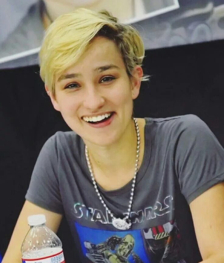 Бекс тейлор. Bex Taylor-Klaus.