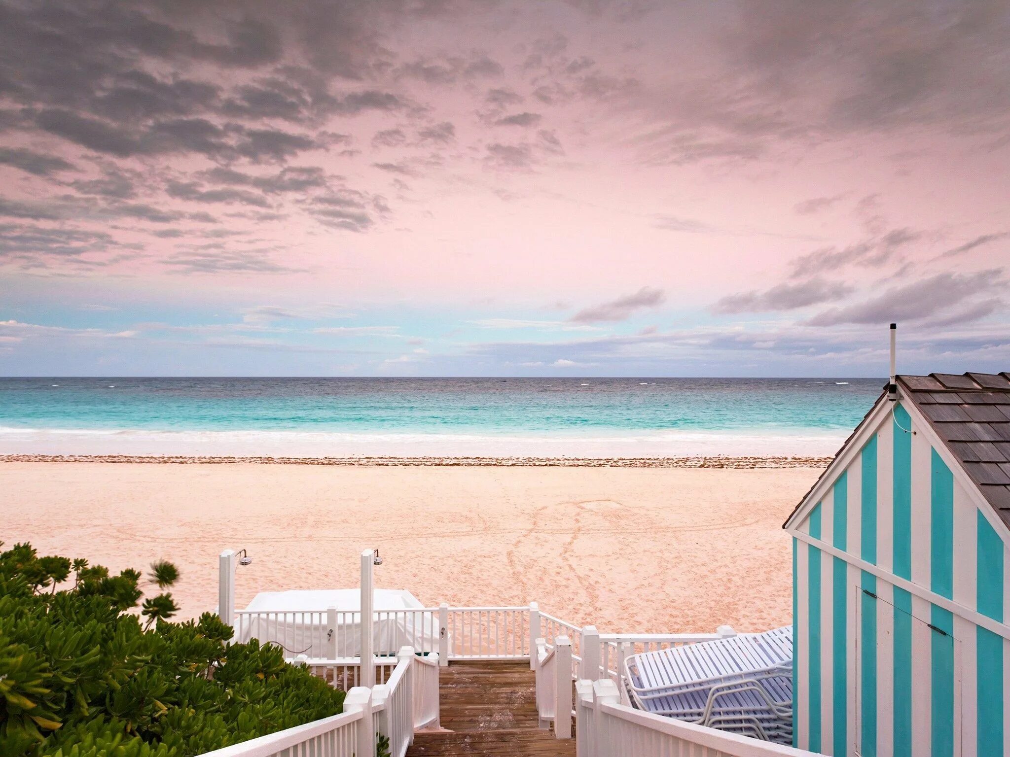 Пинк-Сэндс-Бич, Багамские острова. Pink Sands Beach Багамские острова. Пляж Пинк-Сэнд-Бич, Харбор, Багамские острова. Розовый пляж на Харбор-Айленд Багамы. Harbor island
