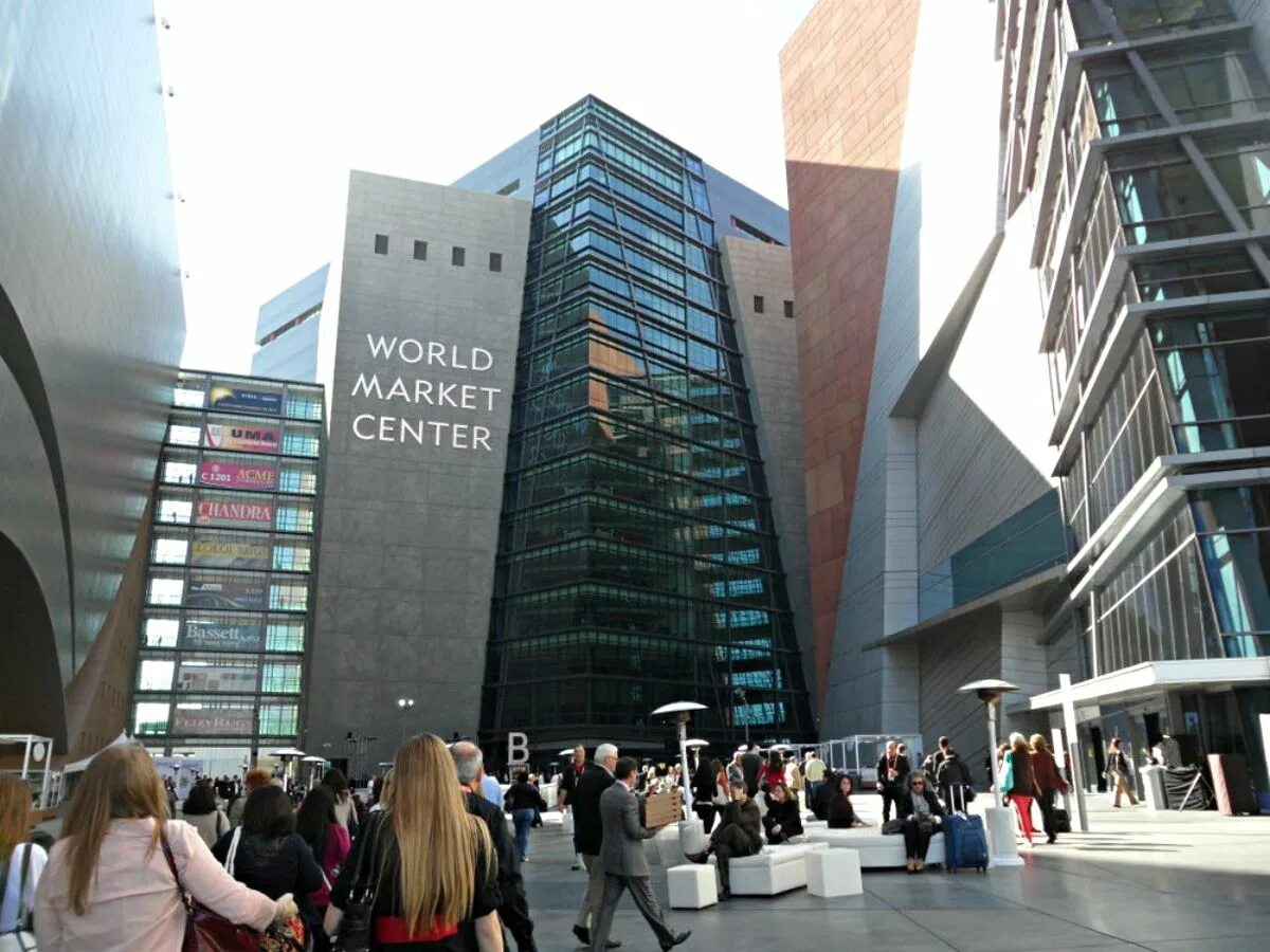 Ворлд маркет. World Market Center las Vegas. Лас Вегас Маркет. Vegas Market ru. Side Sleeper Malouf Shoulder Zoned las Vegas Vegas Market Recap Winter 2023.