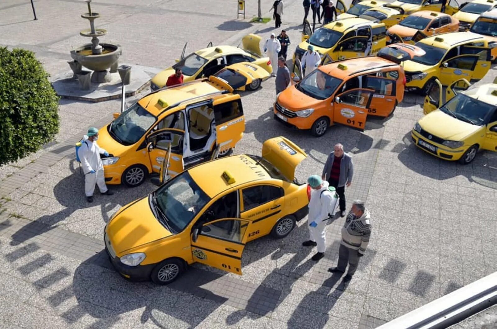 Такси в Стамбуле. Стамбульское такси. Такси Стамбул Fiat. Турецкое такси в Стамбуле. Такси аэропорт стамбула таксим