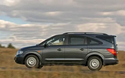 Ssangyong rodius