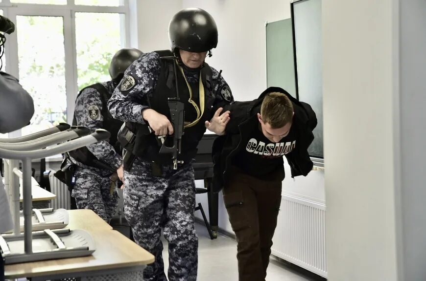 Всероссийское учение по антитеррористической защищенности. Антитеррористические учения 2022. Картинка всероссийские учения по антитеррору. Антитеррористические учения для сотрудников. Учения по антитеррору в школе.