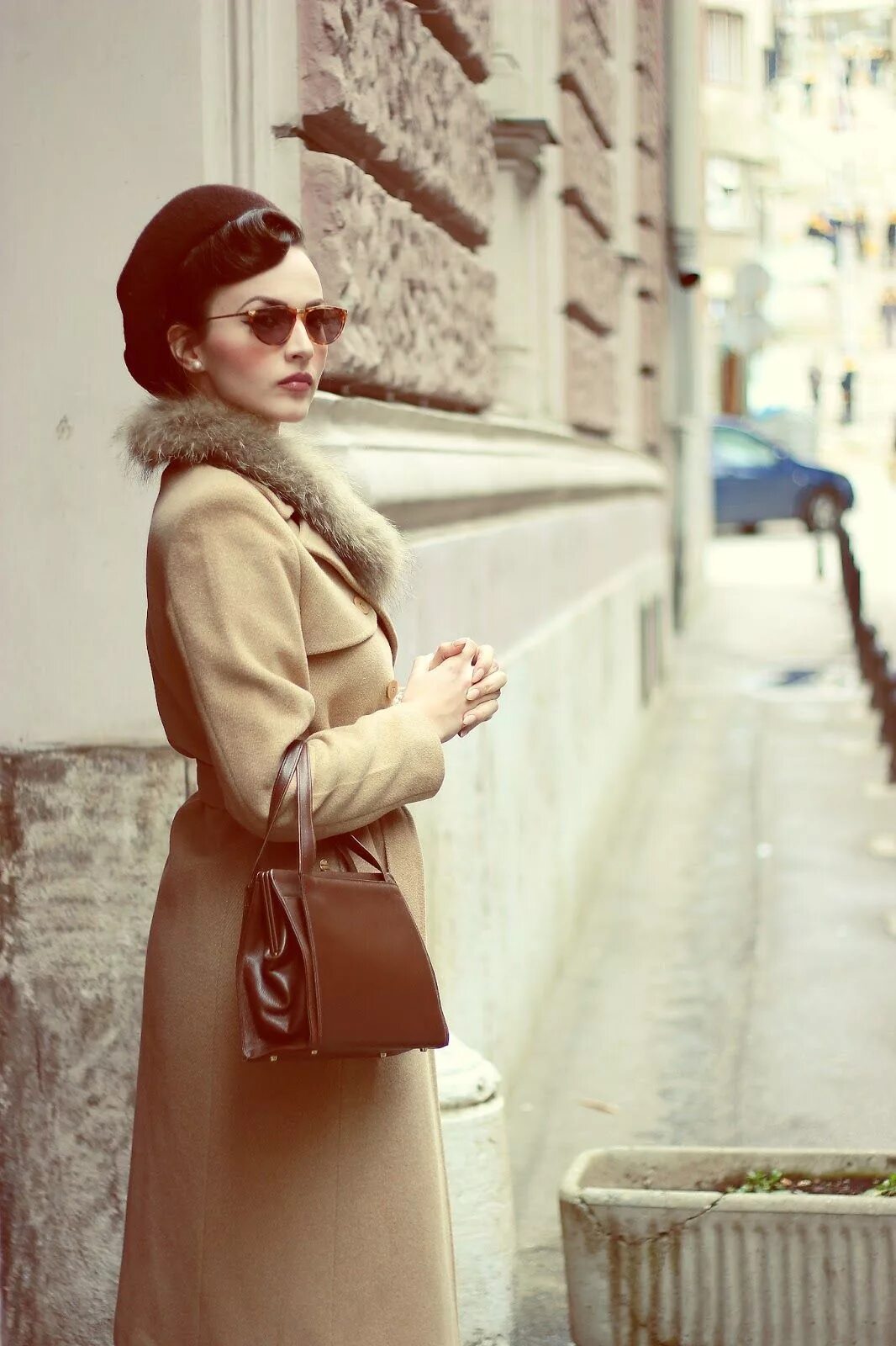 Зимнее пальто в стиле ретро. Пальто в винтажном стиле. Пальто в винтажном стиле. Пальто винтаж. Кристиан диор 1958 модель.
