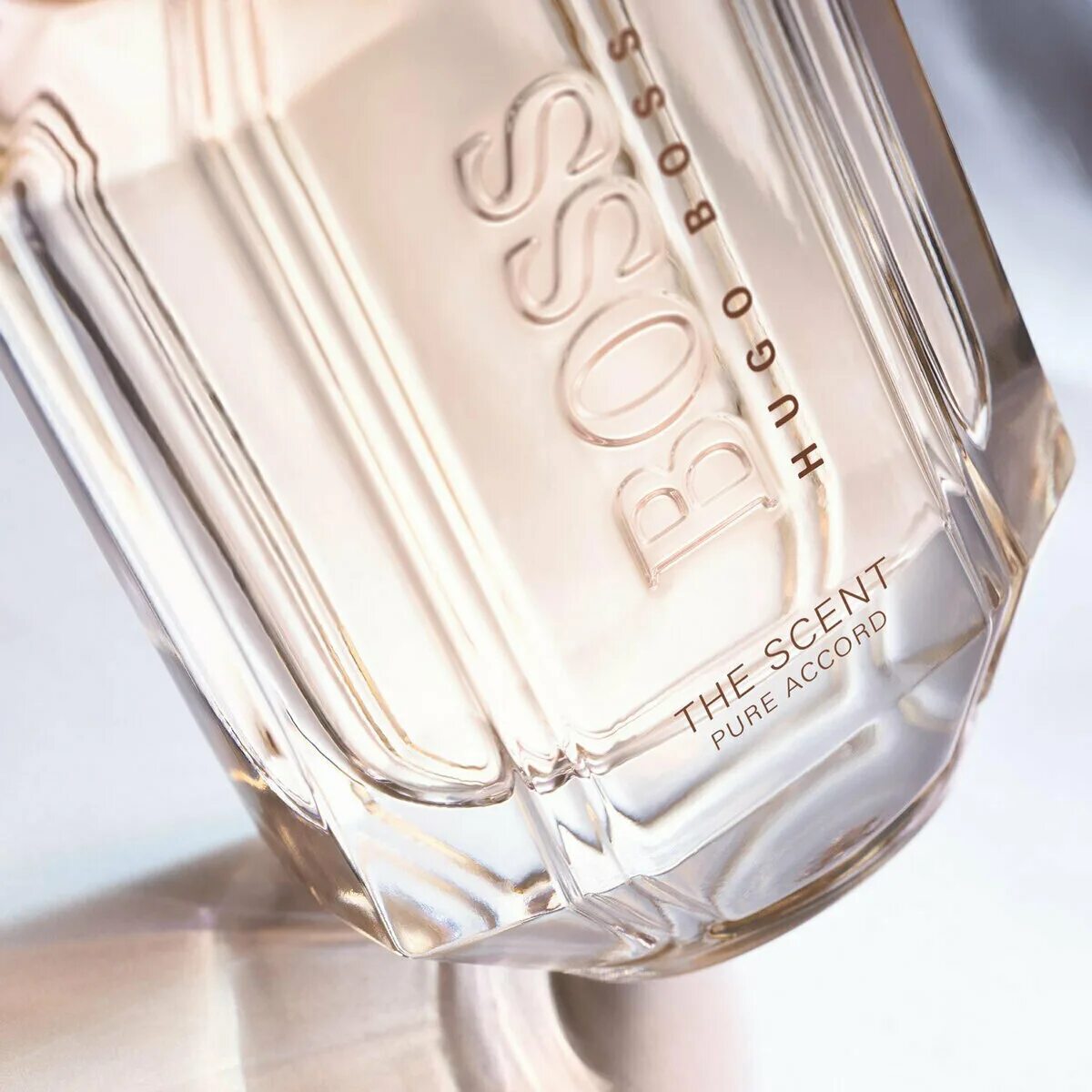 Парфюмерная вода boss the scent for her. Hugo Boss the Scent Pure Accord for her. Boss the Scent Pure Accord женский. Hugo Boss the Scent Pure Accord. Hugo Boss "the Scent Pure Accord" 100 ml.