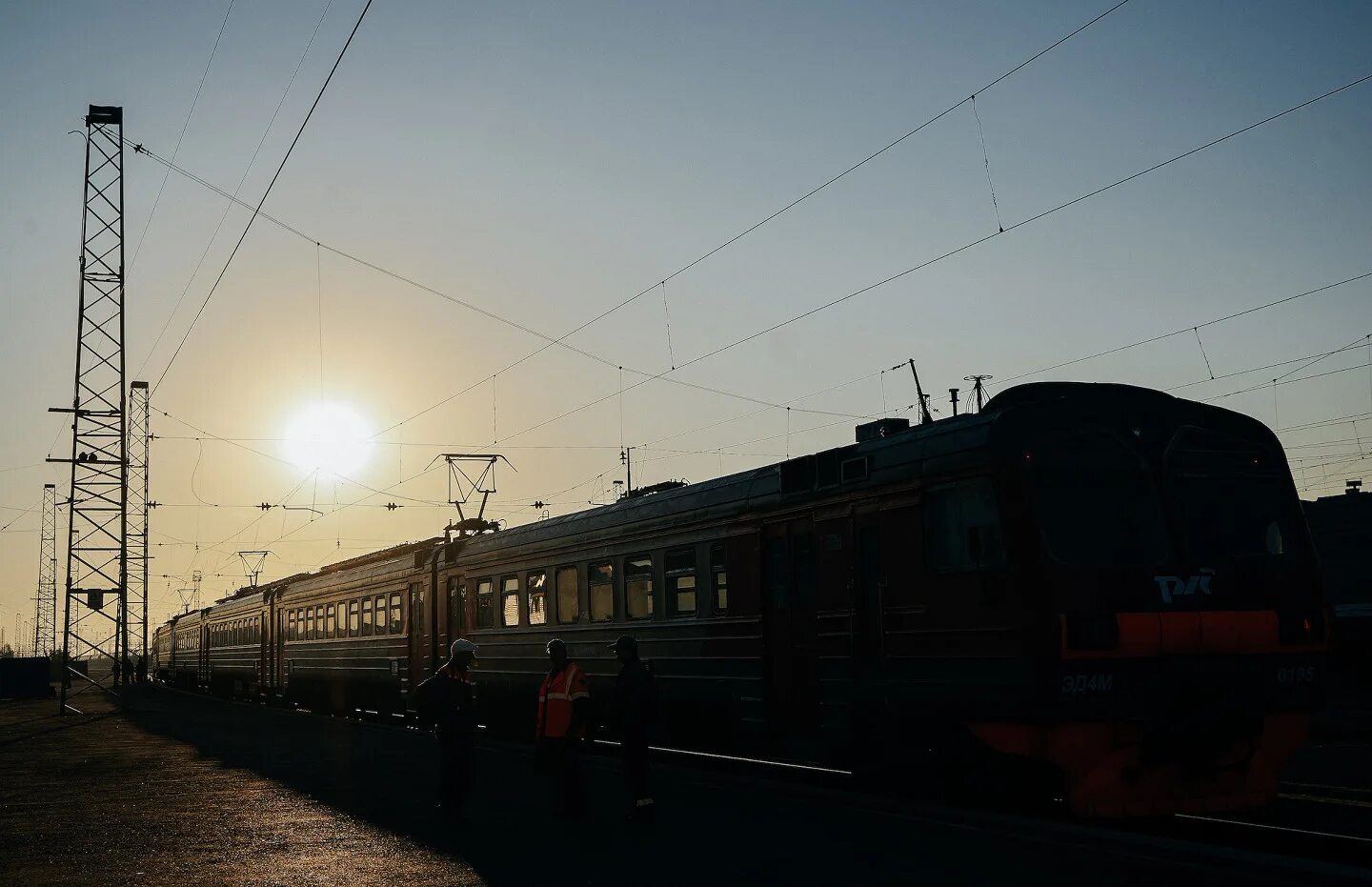 Поезда татарск сегодня. Барабинск Чулымская электричка. ЖД станция Чулымская. Электричка Барабинск Татарская. Электричка Чулым Новосибирск.