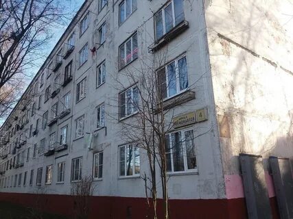 Космонавтов д 4