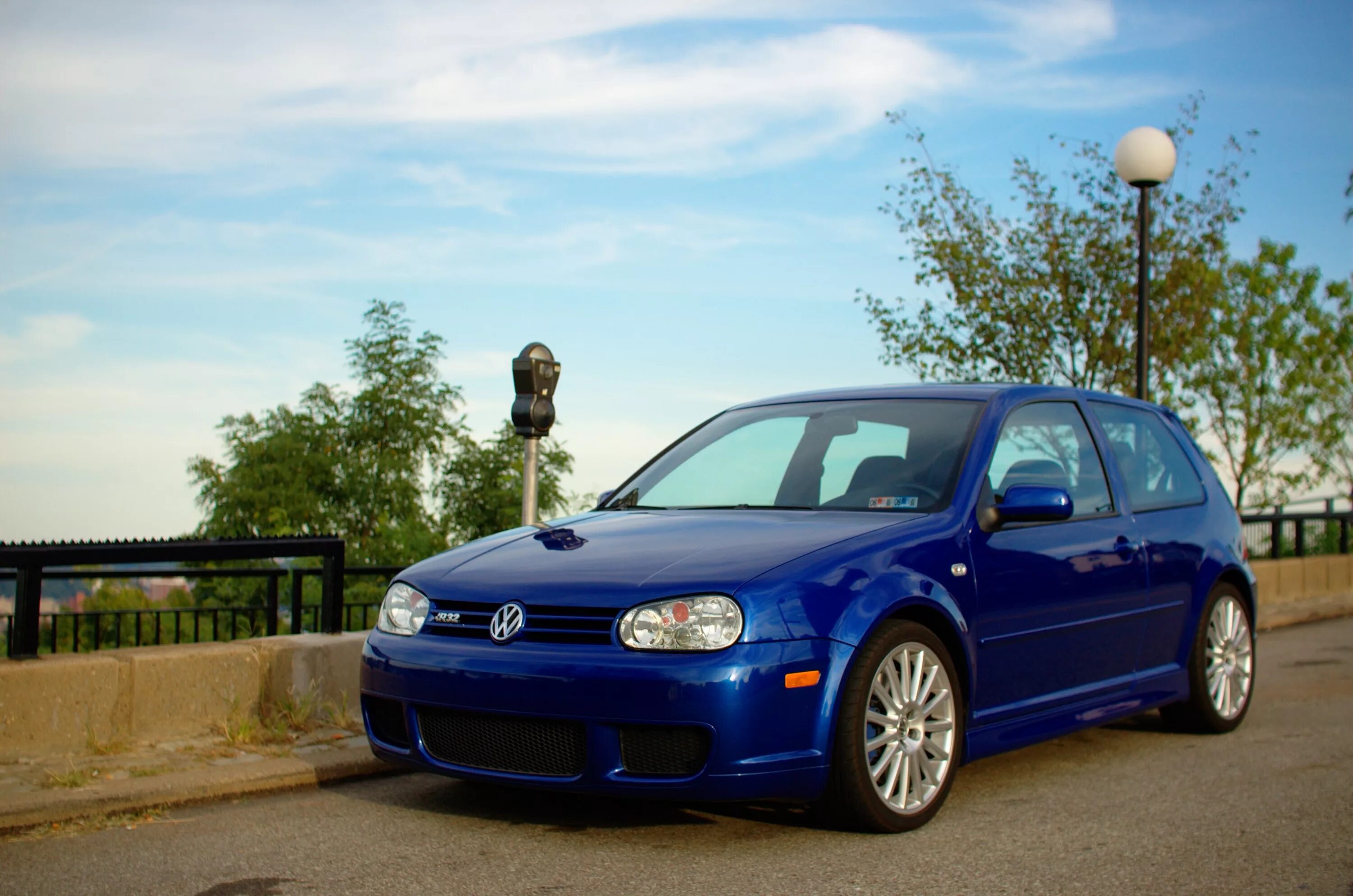 Volkswagen mk4. Golf 4 r32. Golf r32 mk4. VW Golf mk4. Фольксваген гольф р32 мк4.